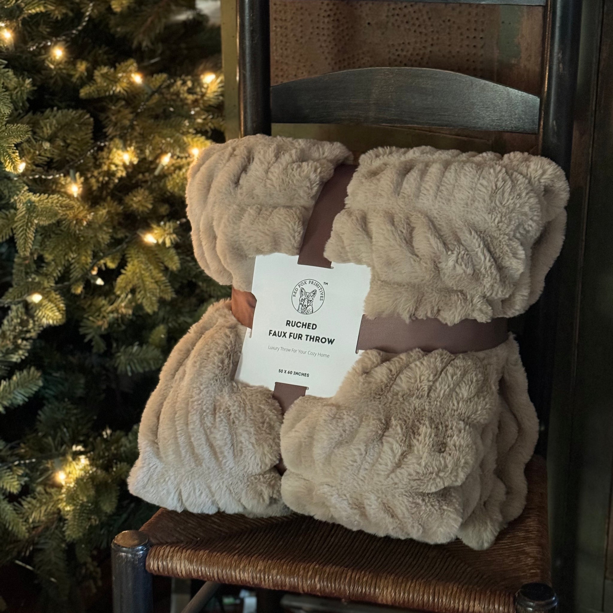 Heirloom Soft Tan Throw – Luxury Faux Fur Blanket