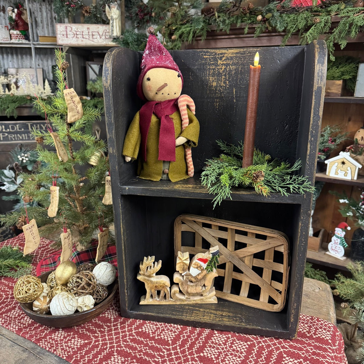 Country Wall Box – Red Fox Prim