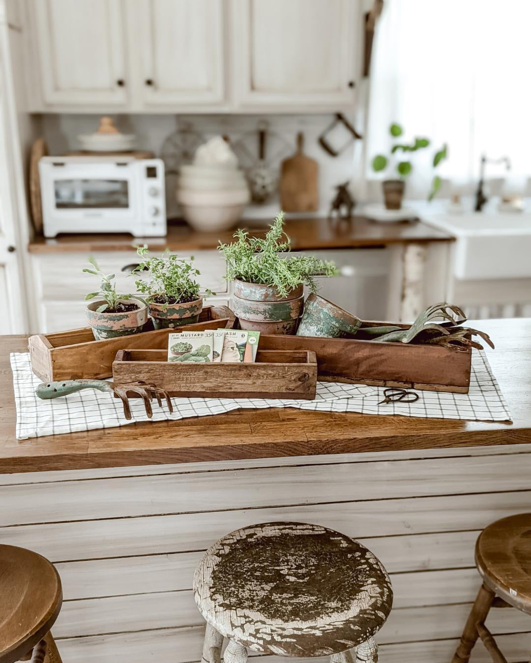Reclaimed Wooden Boxes | Set of 3 w/ FREE Floral!