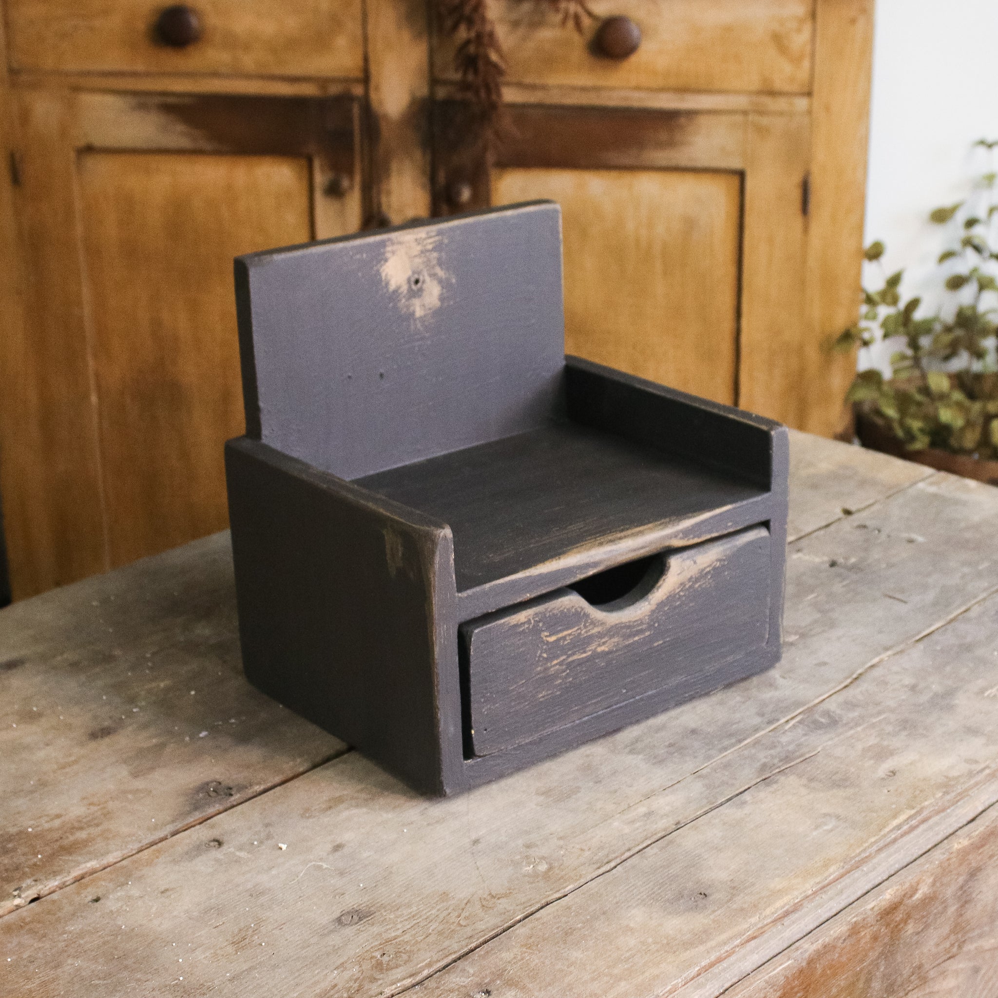 Seed Box - Primitive Black