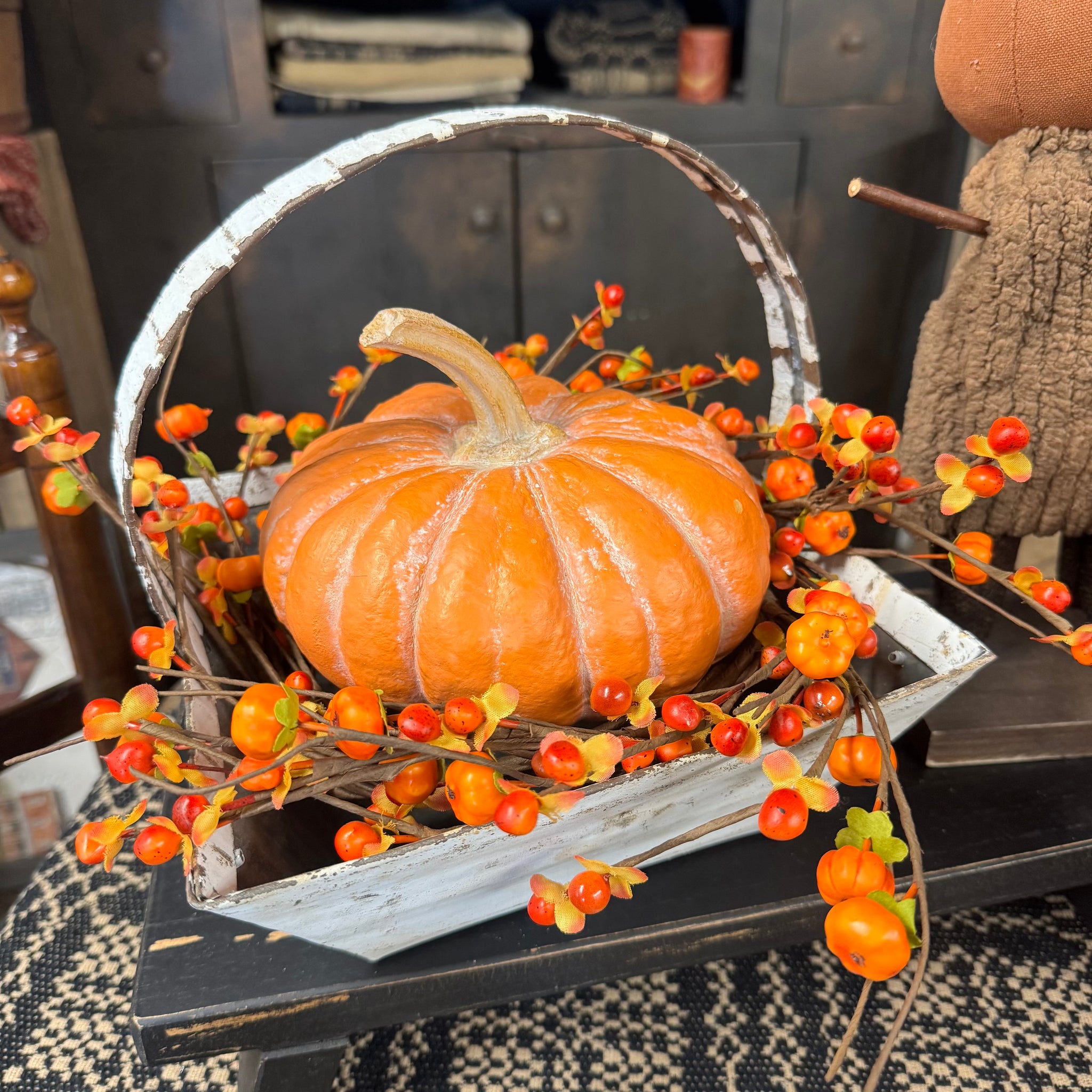 Bittersweet Pumpkin Candle Ring - 6.5"
