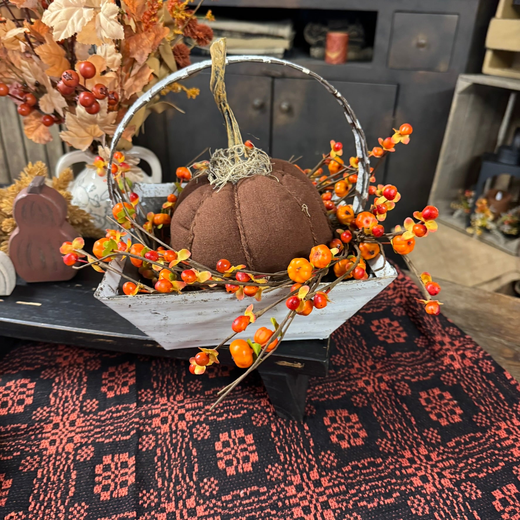 Bittersweet Pumpkin Candle Ring - 6.5"