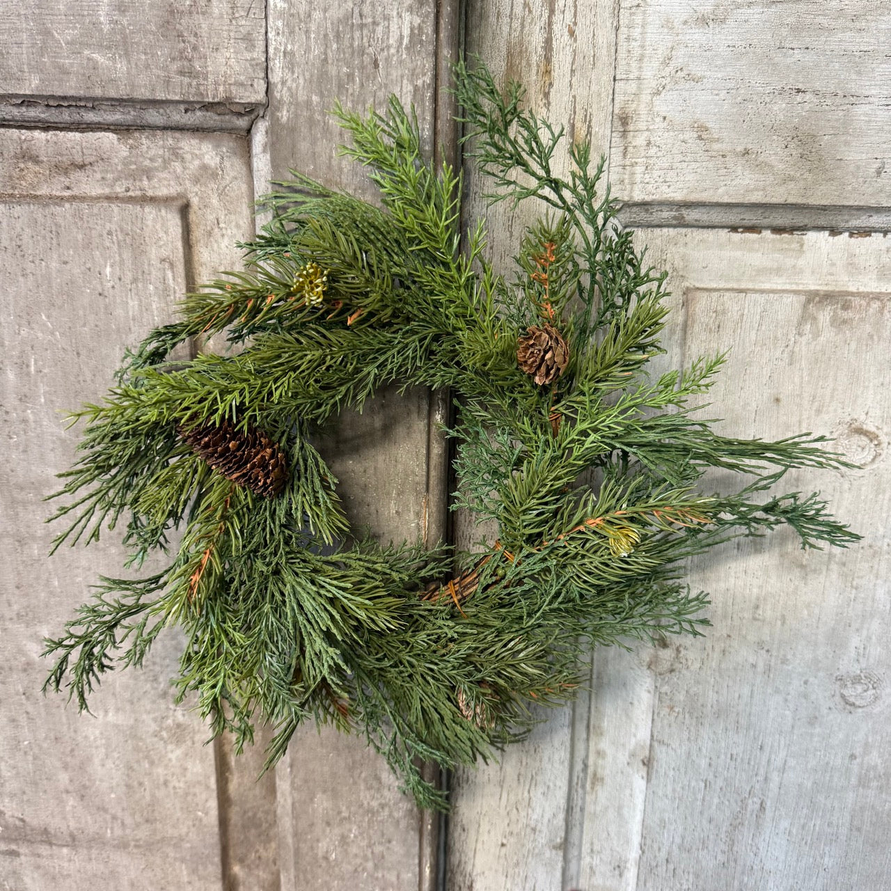 Cedar and Spruce Candle Ring - 4.5"