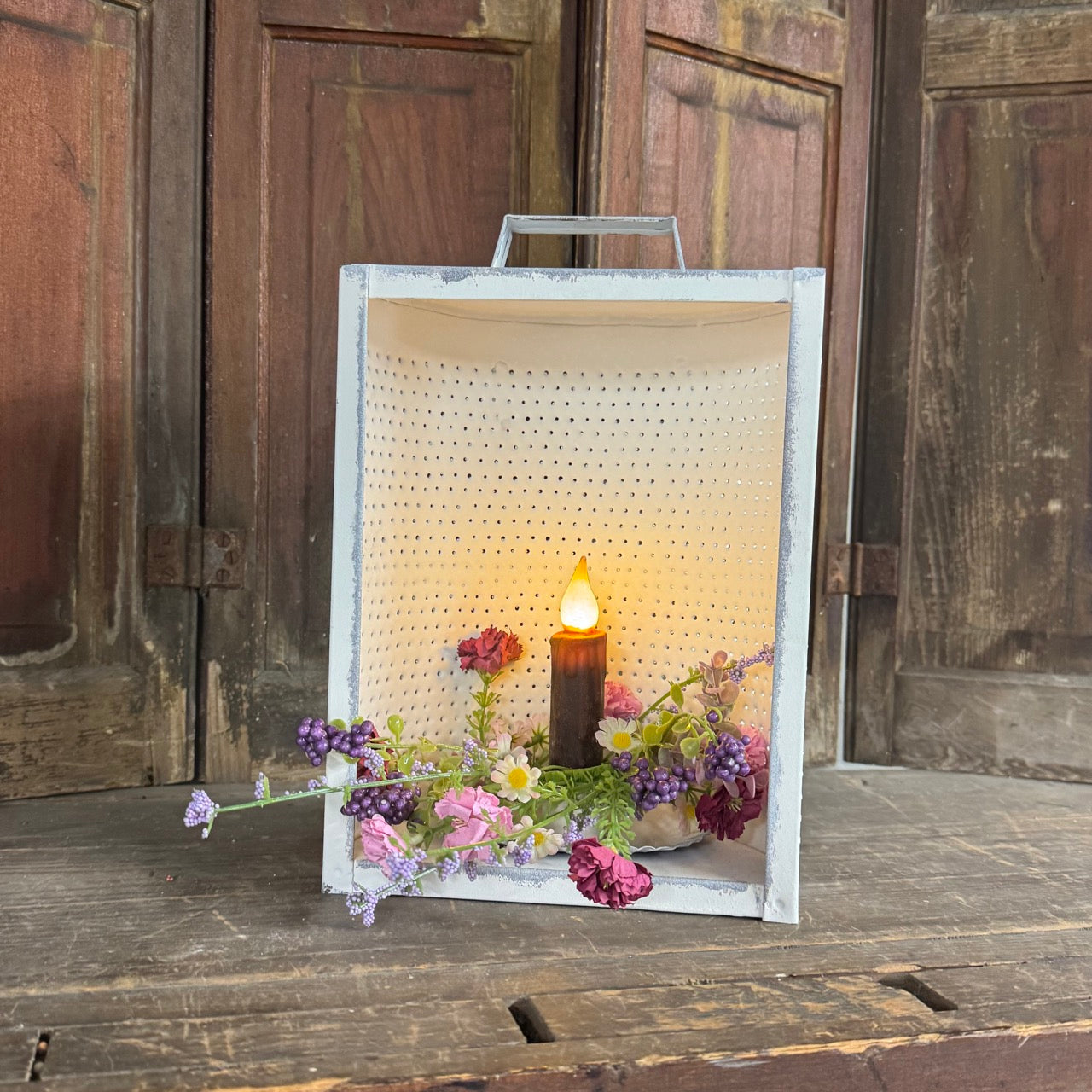 Cottage Candlelight Sconce Set