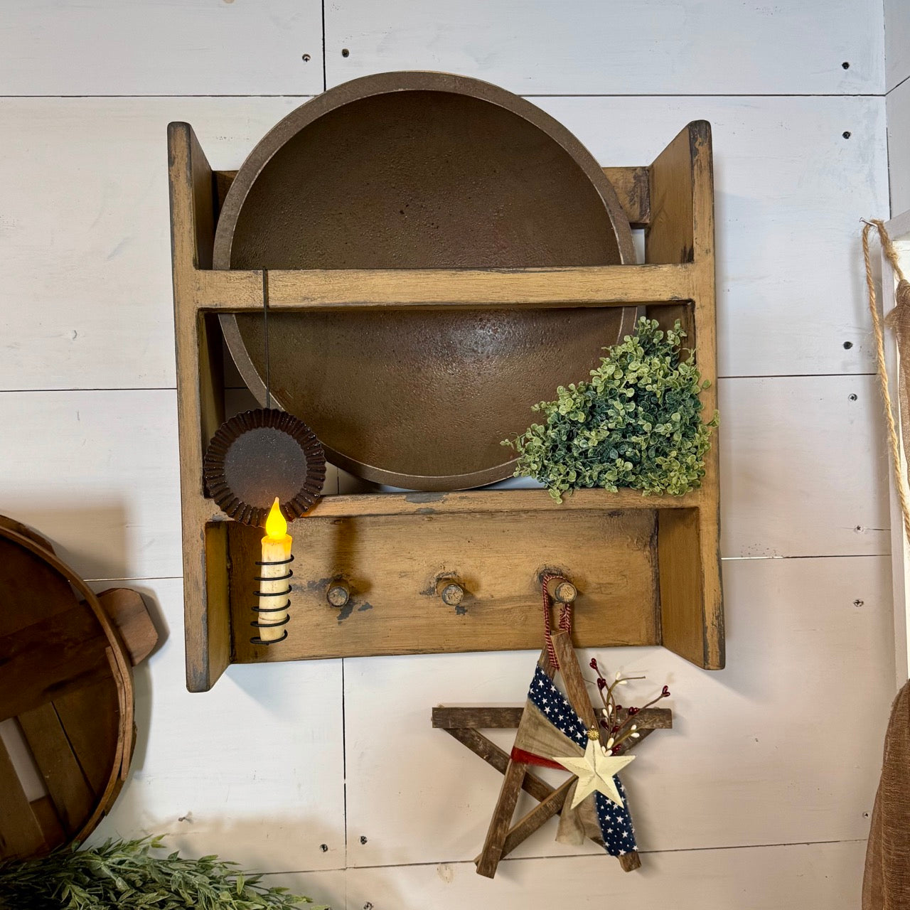 Hudson Bowl Rack - 18"