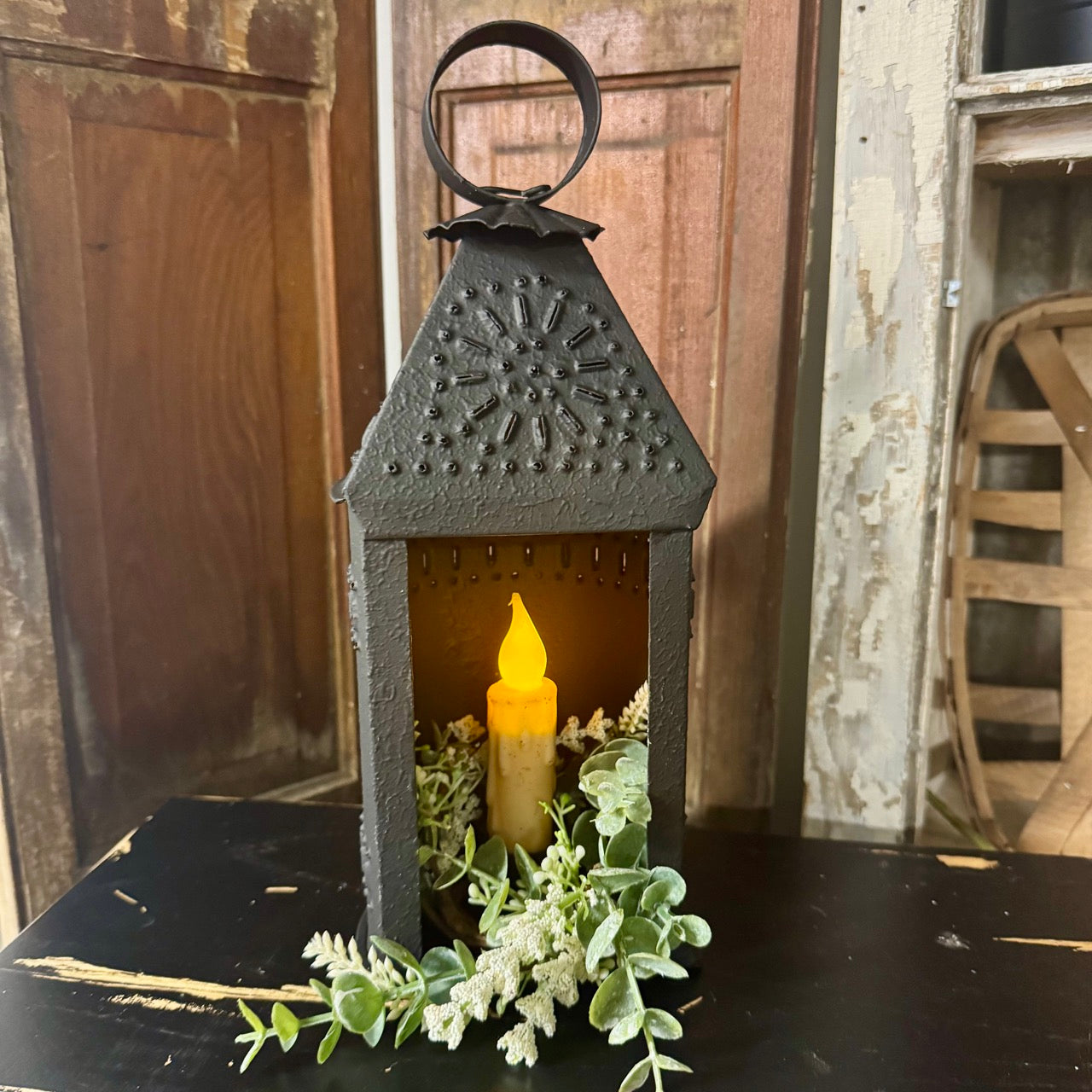 Country Lantern Gift Set - Spring Decor