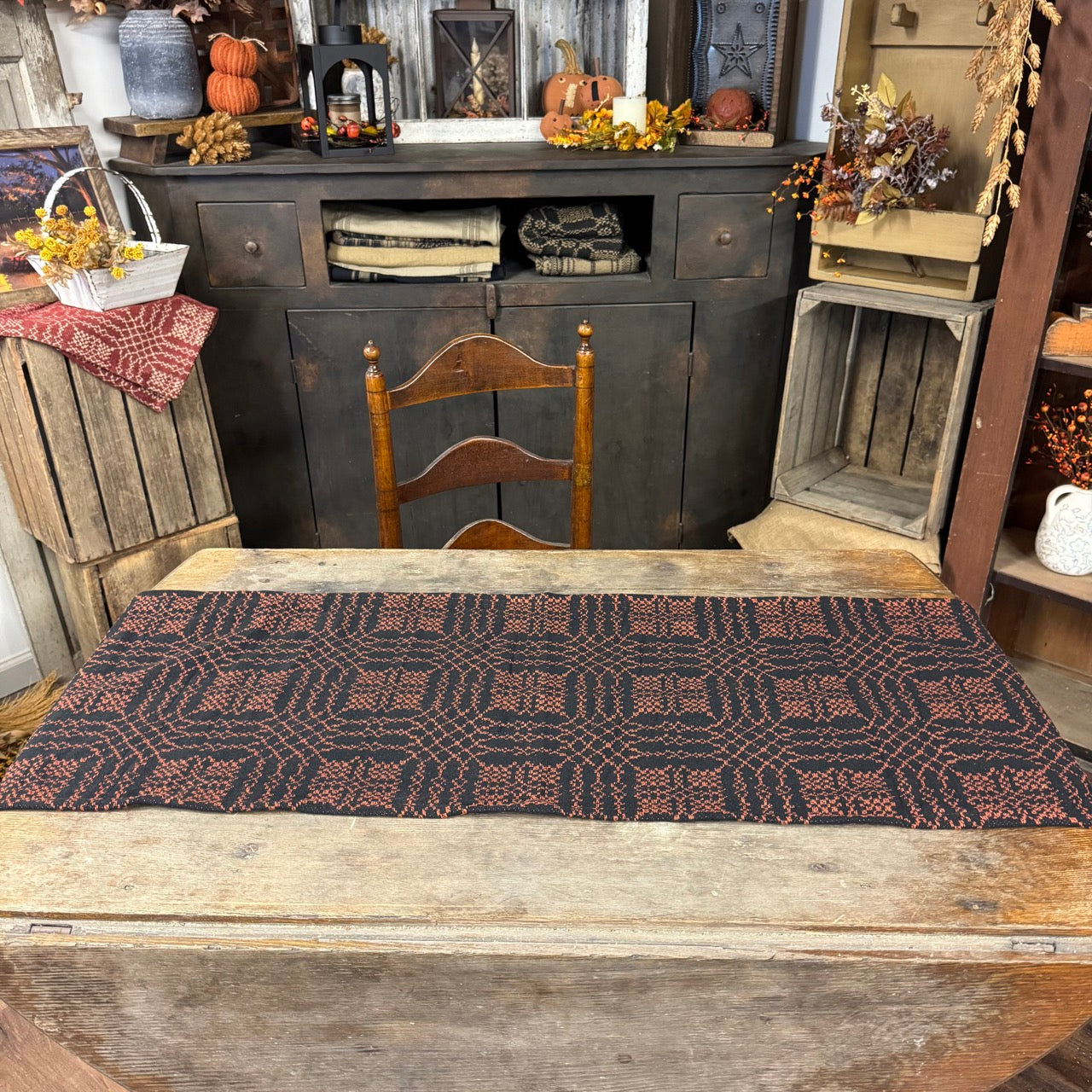 Olde Harvest Table Runner