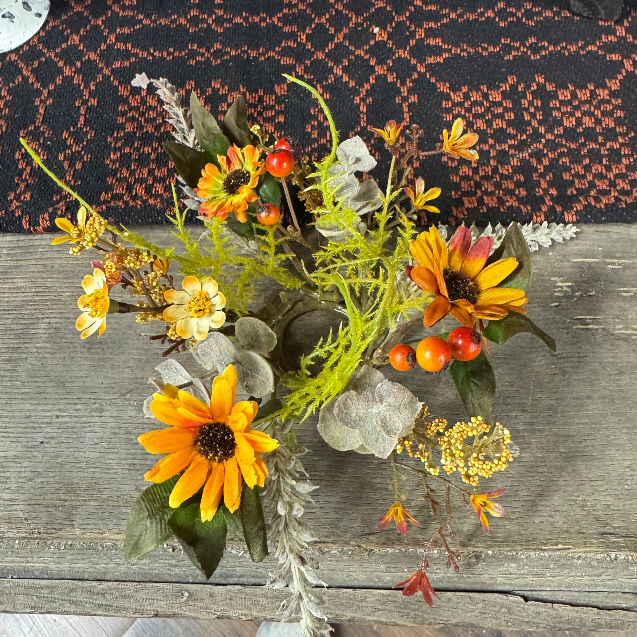 Golden Daisy Candle Rings - Set of 2