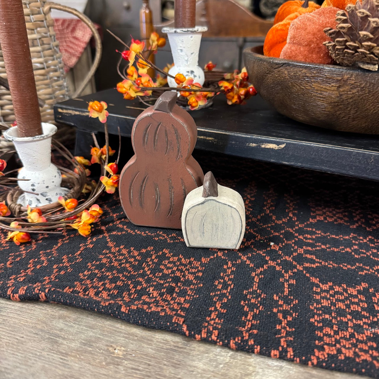 Pumpkin & Gourd Wooden Sitter