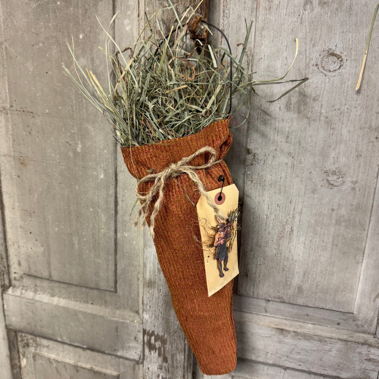 Large Carrot Bag w/Grass