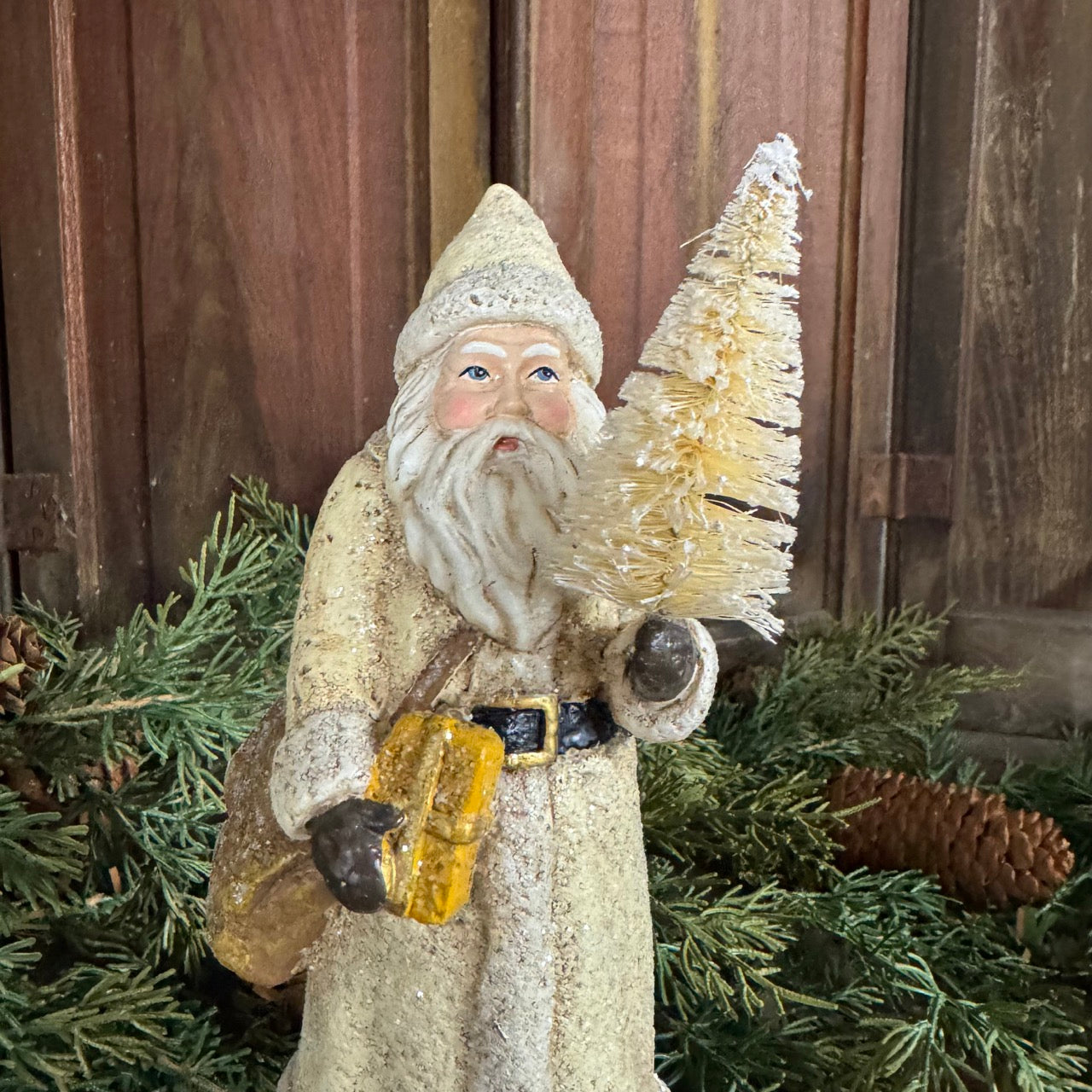 Glistening Olde Saint Nick - White