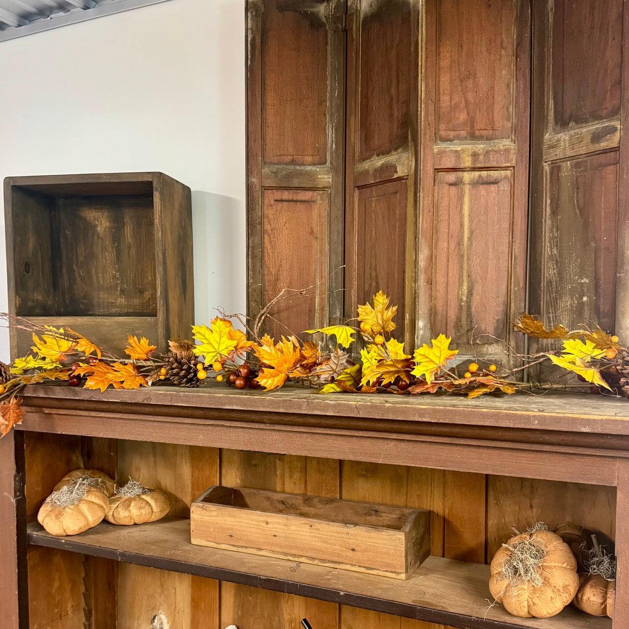 Maple Leaf Garland - 5'