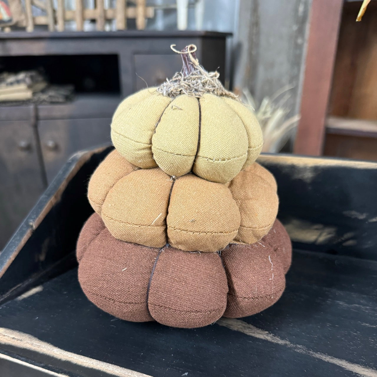 Primitive Pumpkin Stack