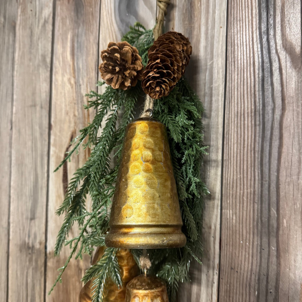Tavern Bell Green Drop
