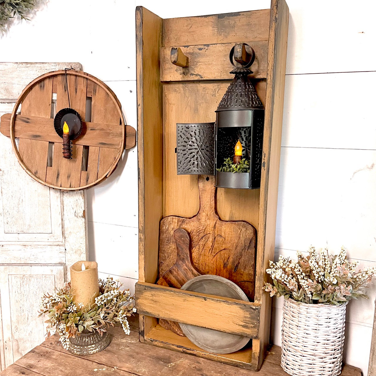Log Cabin Wall Box – Red Fox Pr