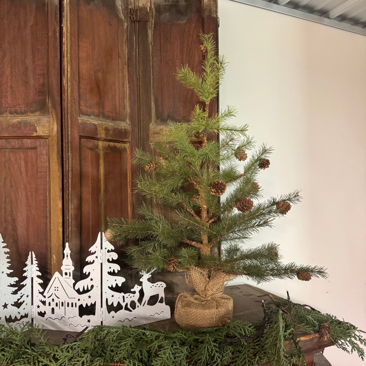 Pine Cone Tree - 24"