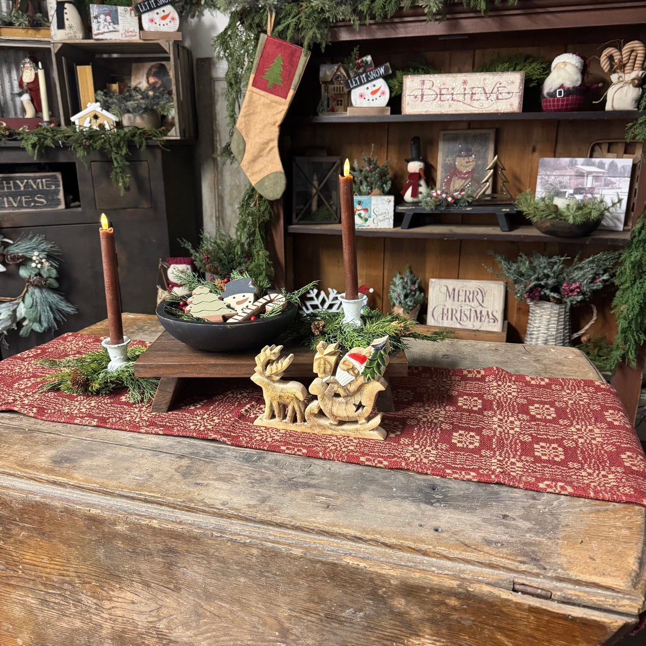 Cranberry Cottage Table Runner