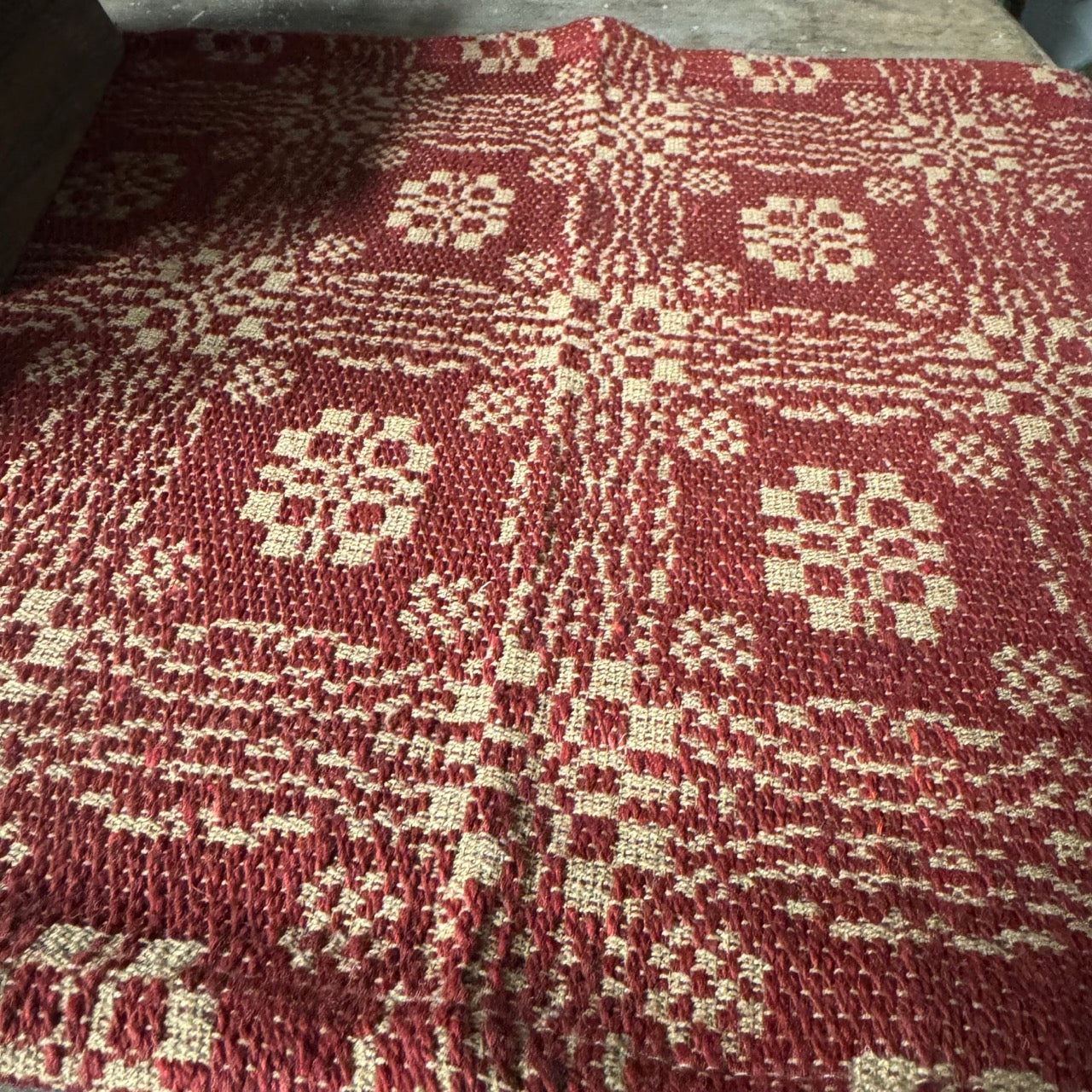 Cranberry Cottage Table Runner
