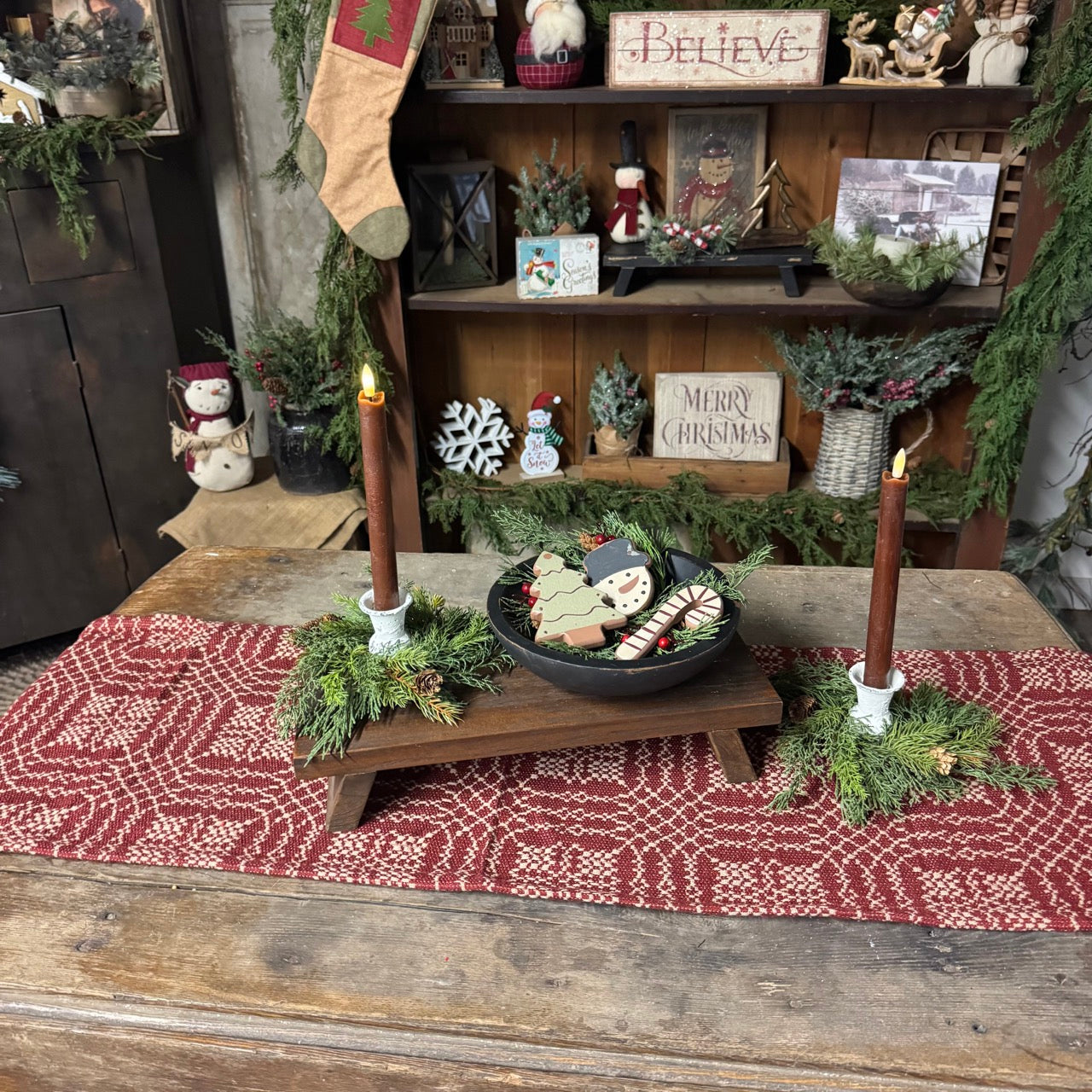 Hollyberry Table Runner