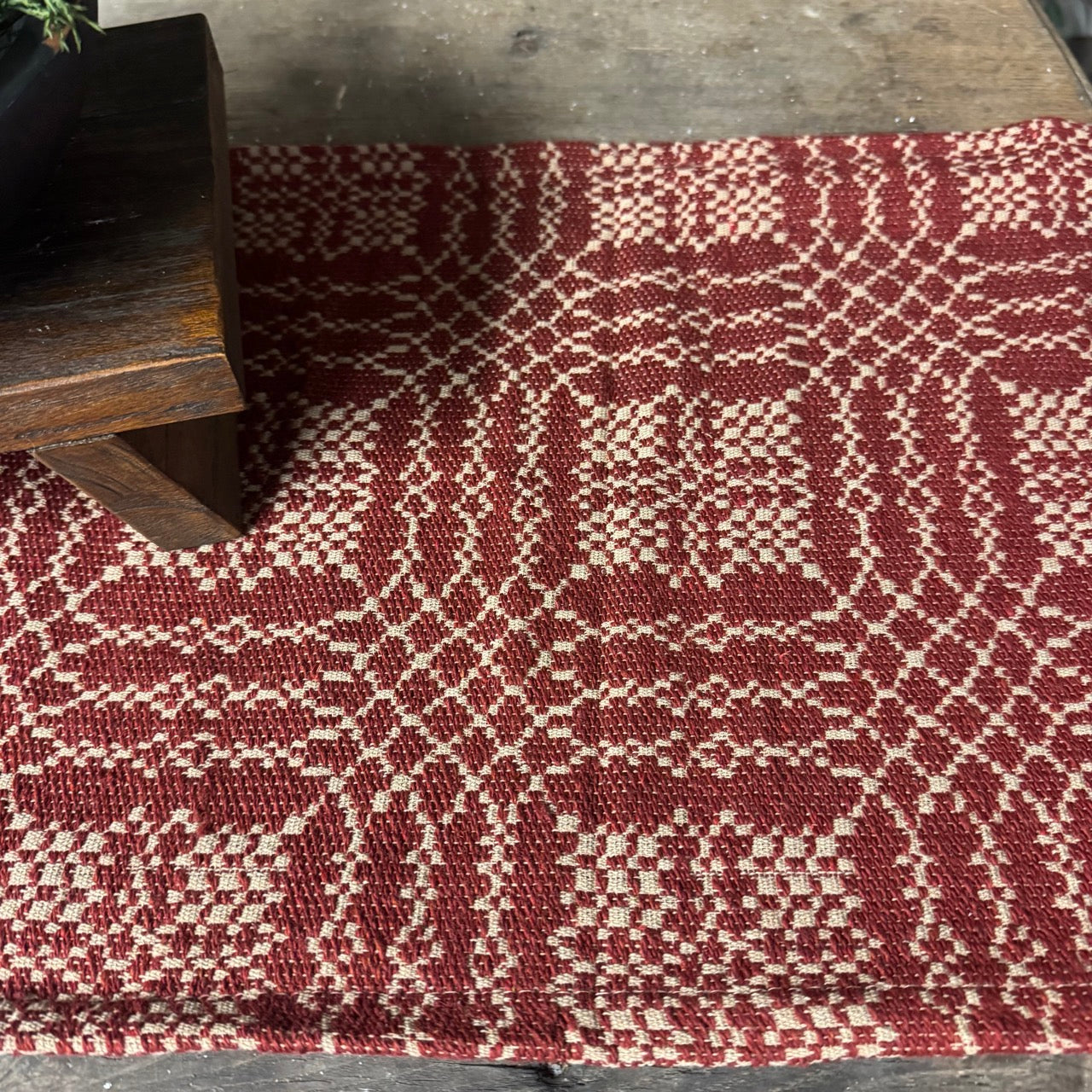 Hollyberry Table Runner