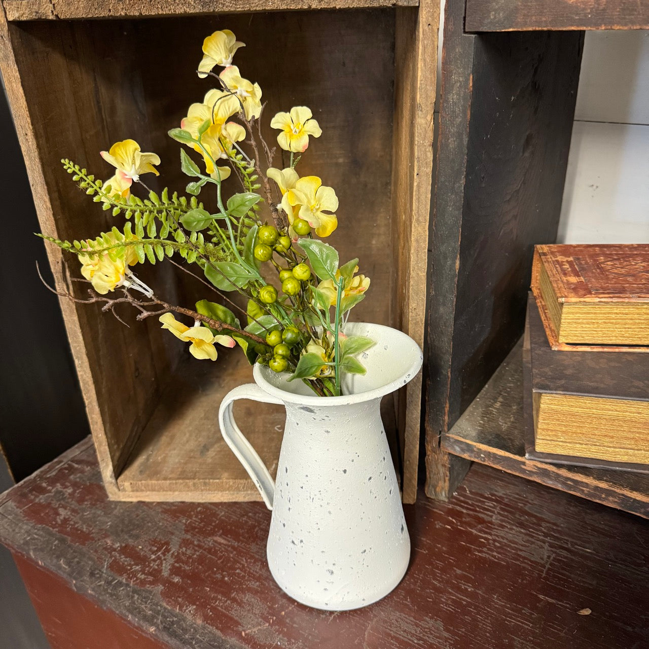 Springhouse Clover Spray