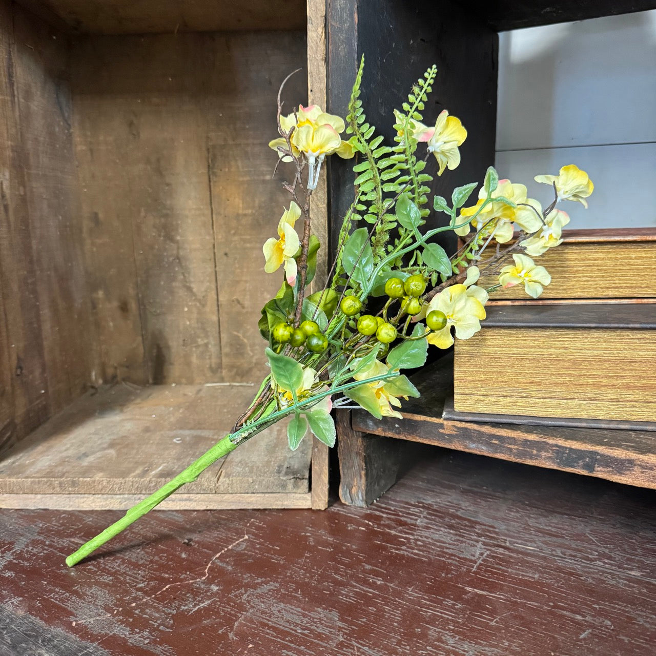 Springhouse Clover Spray