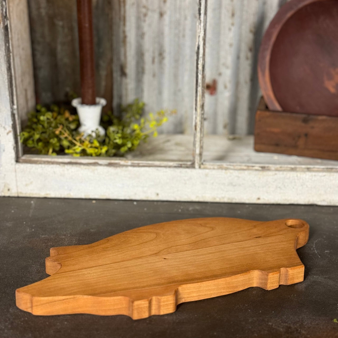 Pig Shaped Cheese Board - Cherry