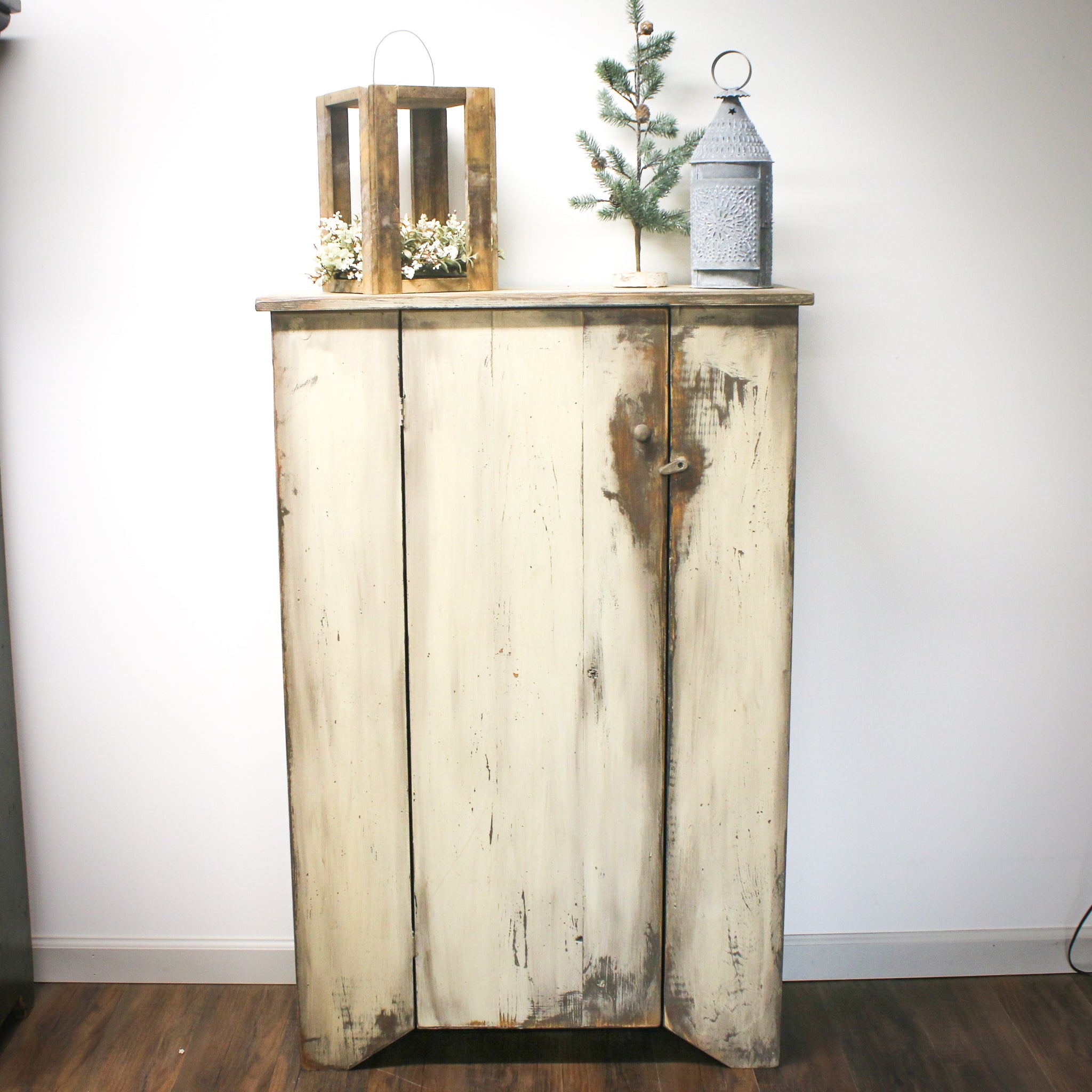 Summer Kitchen Cupboard